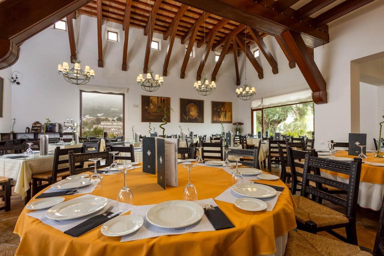 Tugasa Hotel Las Truchas El Bosque Bagian luar foto