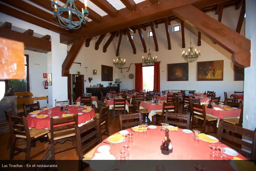 Tugasa Hotel Las Truchas El Bosque Bagian luar foto
