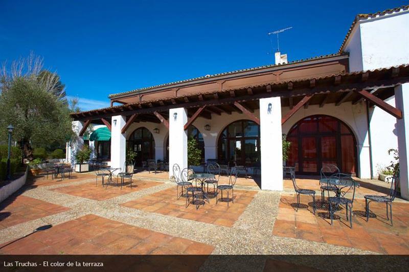Tugasa Hotel Las Truchas El Bosque Bagian luar foto